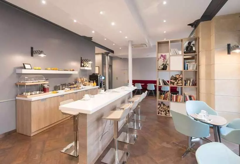 Hotel Grand Hôtel Clichy Paris