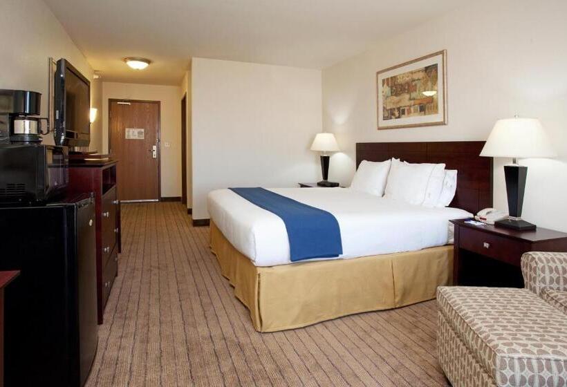 Отель Holiday Inn Express & Suites Buffalo By Ihg