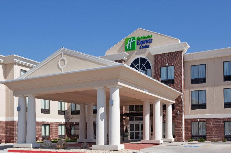 Отель Holiday Inn Express & Suites Buffalo By Ihg