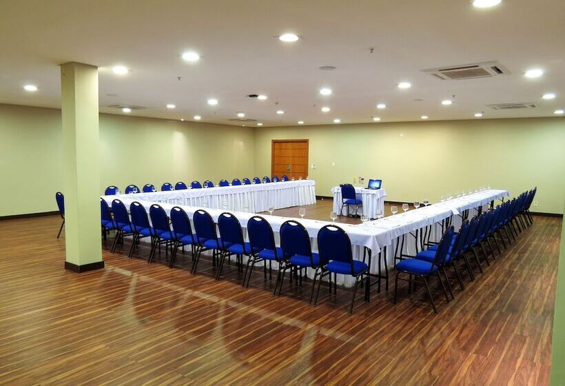 فندق Intercity Manaus