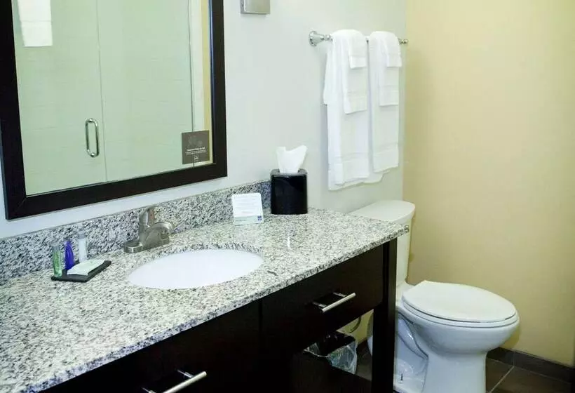 Sleep Inn & Suites Moundsville Wheeling