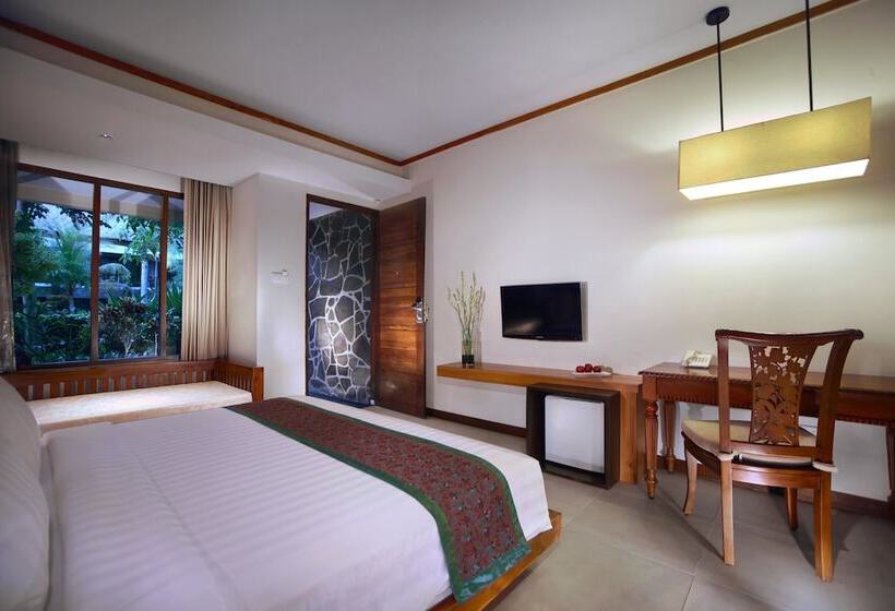 Aston Sunset Beach Resort  Gili Trawangan