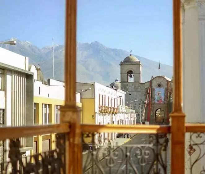 簡易ホテル Le Foyer Arequipa
