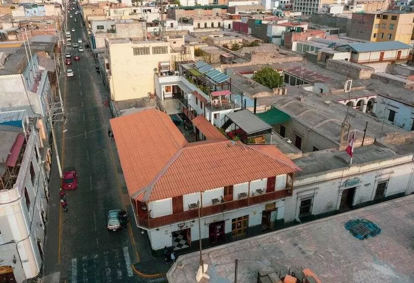 簡易ホテル Le Foyer Arequipa