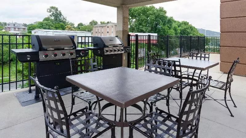 호텔 Candlewood Suites Reading, An Ihg