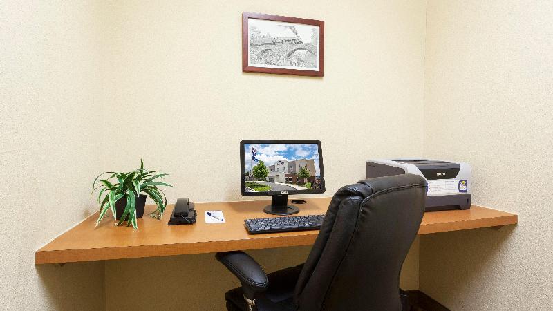 酒店 Candlewood Suites Reading, An Ihg