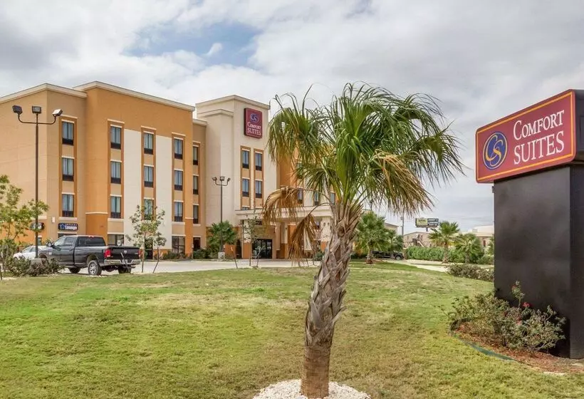 Отель Comfort Suites Cotulla Near I35