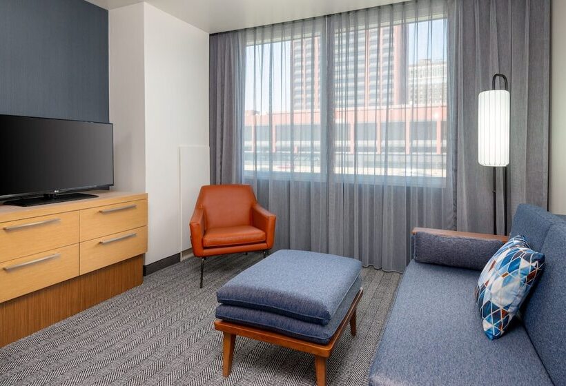 فندق Courtyard By Marriott Buffalo Downtown/canalside