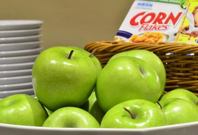 Отель Courtyard Toluca Tollocan