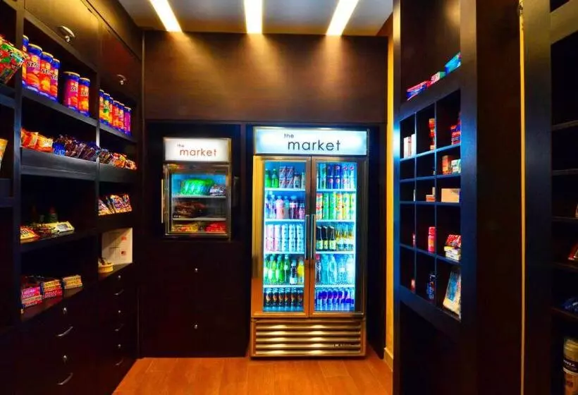 Отель Courtyard Toluca Tollocan