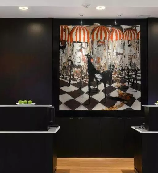 Отель Courtyard Toluca Tollocan