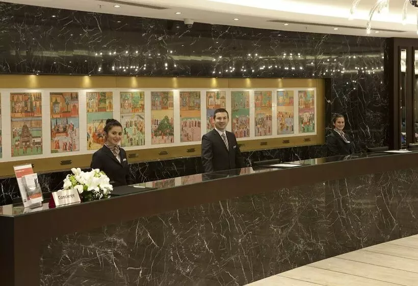 ホテル Crowne Plaza Istanbul Oryapark, An Ihg