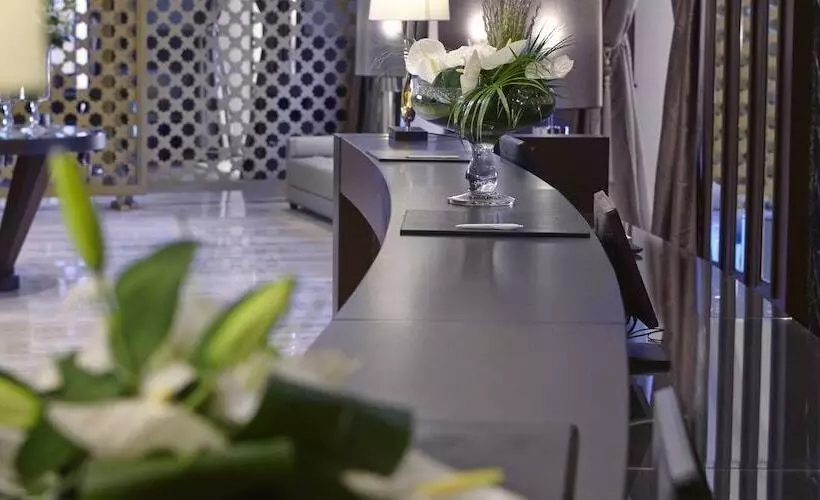 ホテル Crowne Plaza Istanbul Oryapark, An Ihg