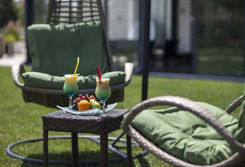 ホテル Crowne Plaza Istanbul Oryapark, An Ihg