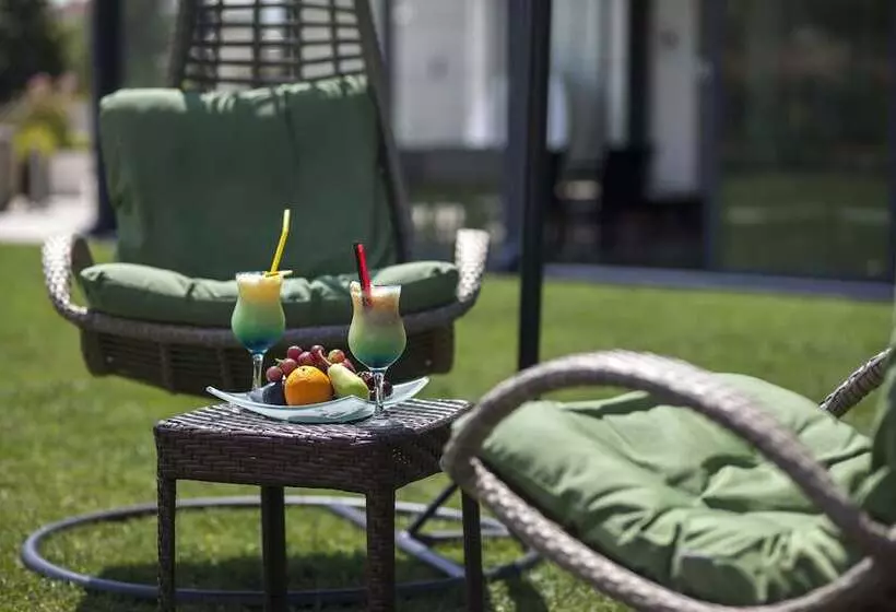 ホテル Crowne Plaza Istanbul Oryapark, An Ihg