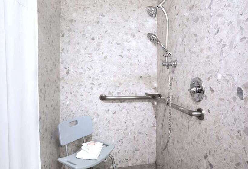 ホテル Days Inn By Wyndham Fremont