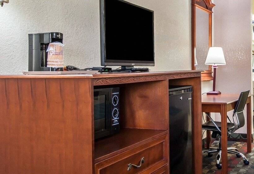 Motel 6 Prattville, Al