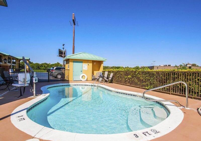 Motel 6 Prattville, Al