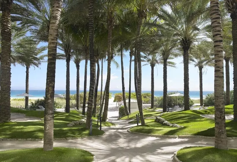 Grand Beach Hotel Surfside