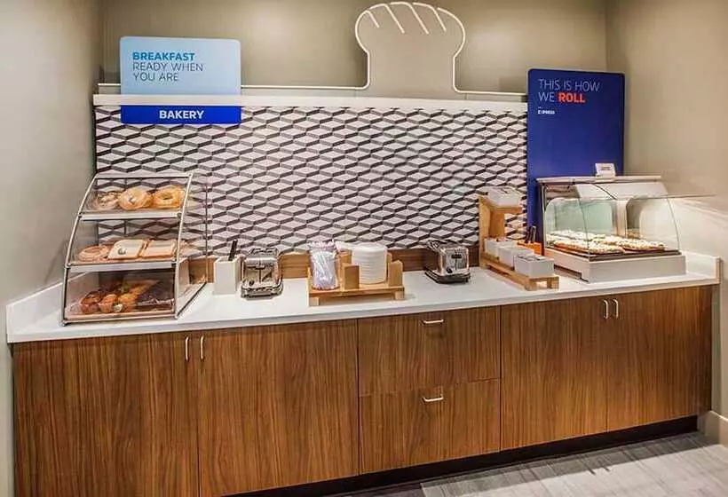 Holiday Inn Express Hotel & Suites Huntsville West   Research Park, An Ihg
