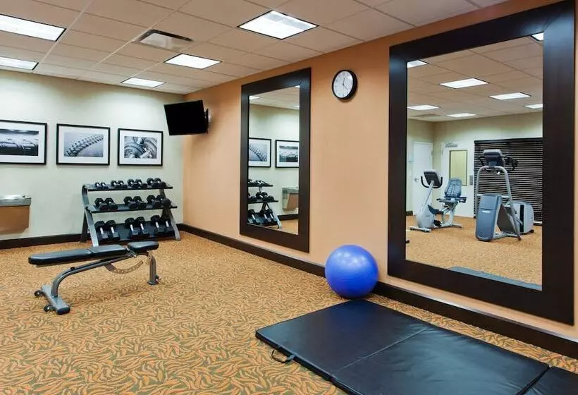 Holiday Inn Express Hotel & Suites Huntsville West   Research Park, An Ihg