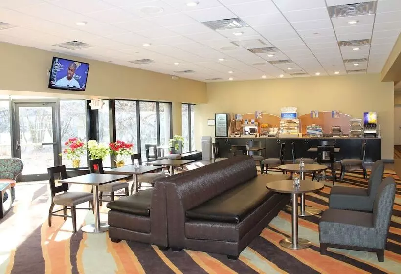 Отель Holiday Inn Express Princeton Southeast, An Ihg