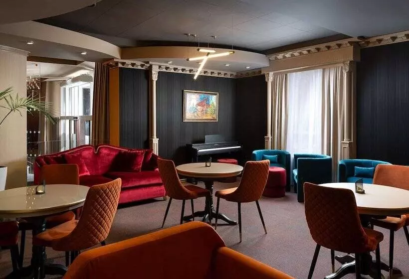 هتل Mercure Chisinau Center Jazz