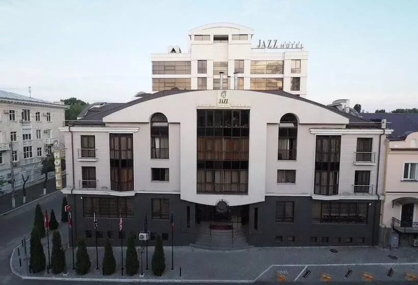 هتل Mercure Chisinau Center Jazz