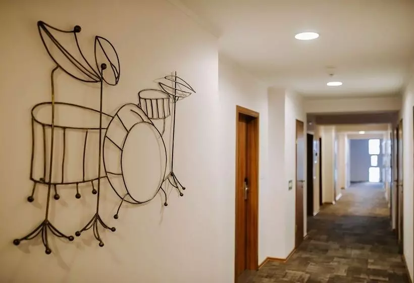 هتل Mercure Chisinau Center Jazz