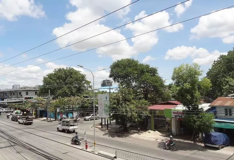 هتل Mandalay Hill View Inn