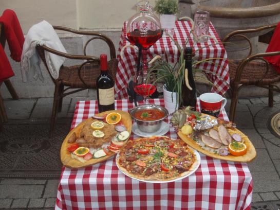 ホテル Old Monarchia