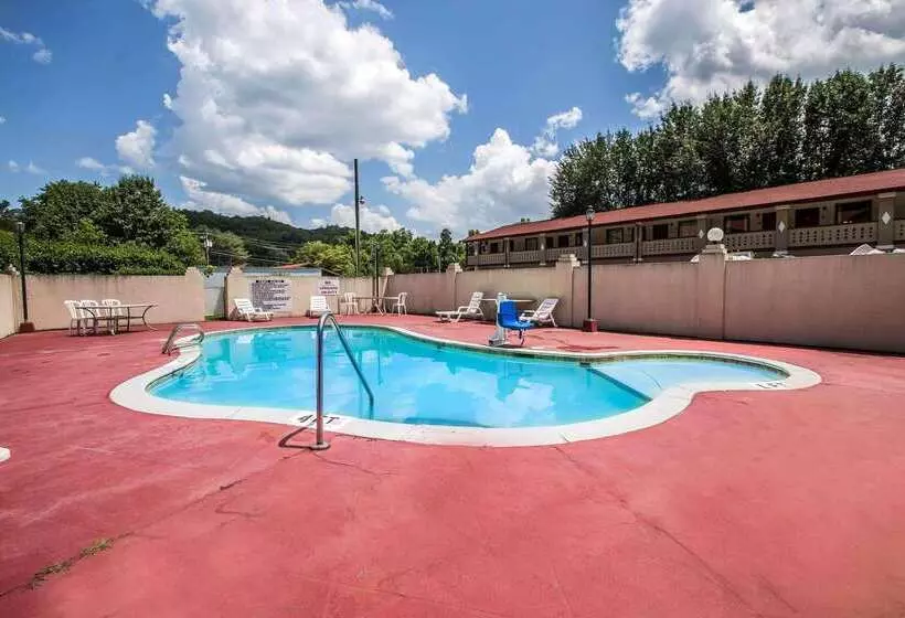 호텔 Quality Inn Downtown Helen