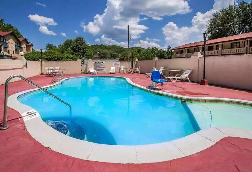 호텔 Quality Inn Downtown Helen