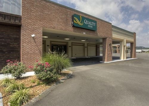 فندق Quality Inn