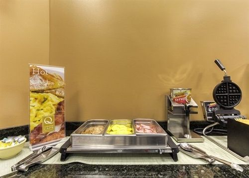 فندق Quality Inn