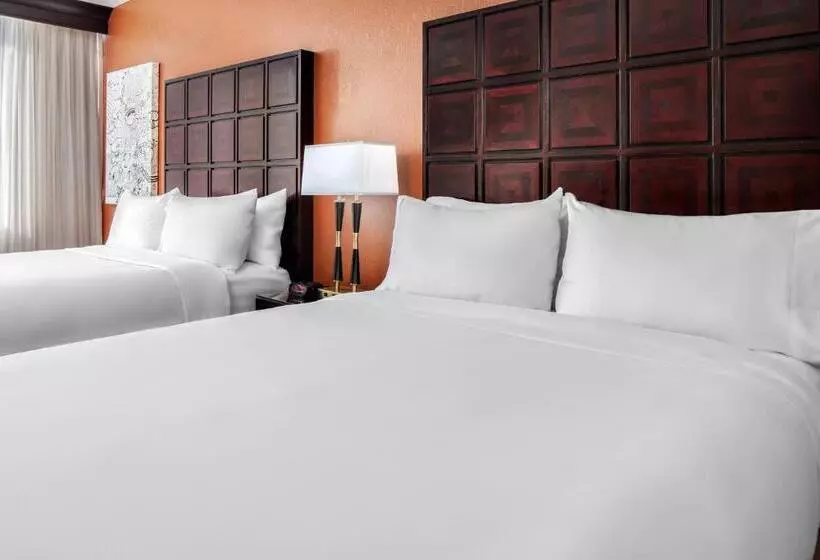 ホテル Renaissance Indianapolis North