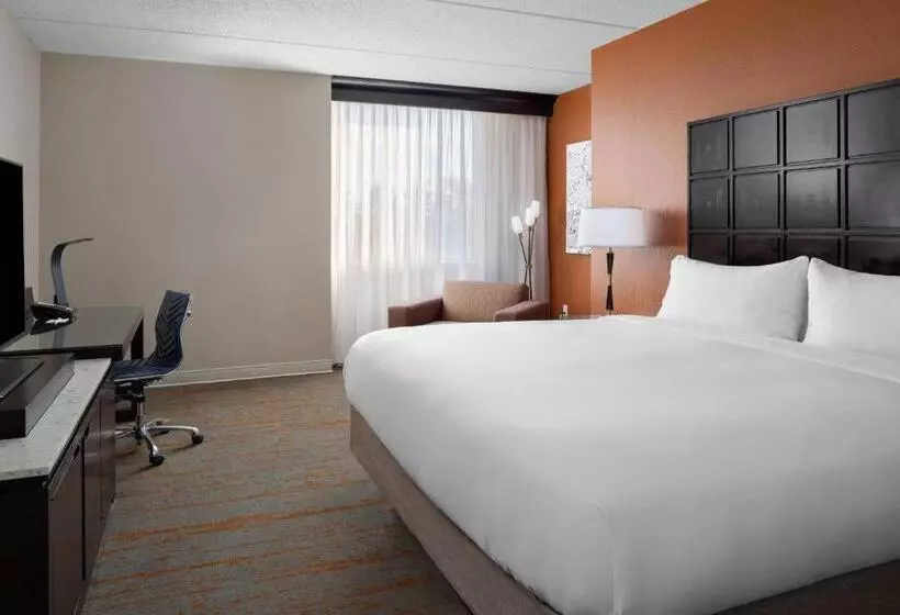 ホテル Renaissance Indianapolis North