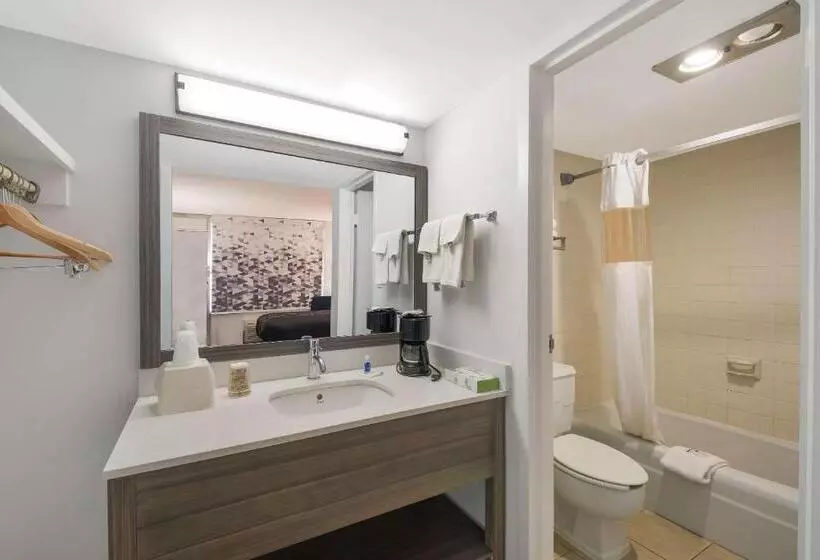 Szálloda Rodeway Inn