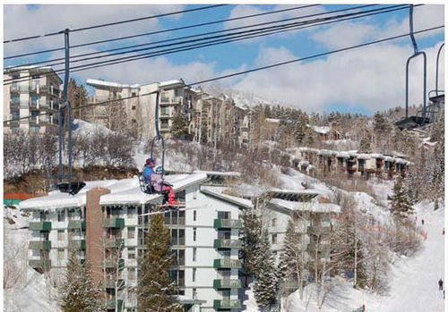 Отель Storm Meadows At Christie Base