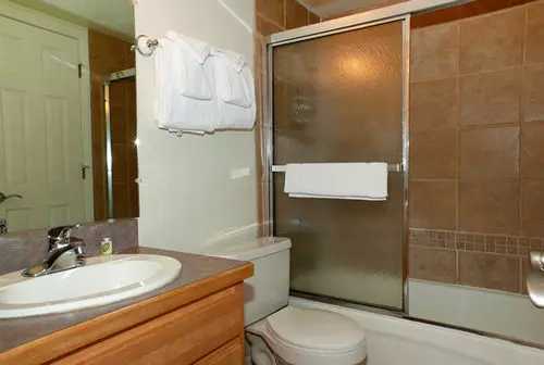 فندق Storm Meadows At Christie Base