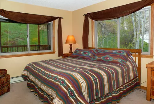 فندق Storm Meadows At Christie Base