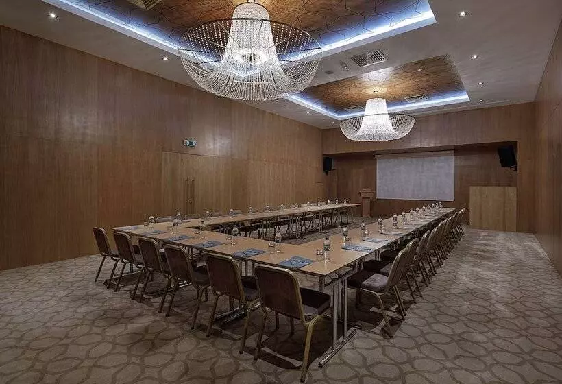 هتل Wyndham Garden Diyarbakır