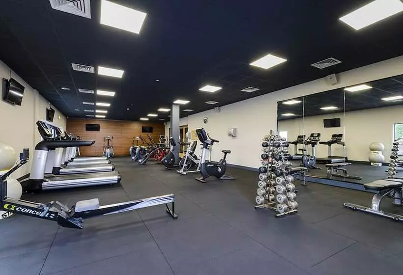 Manor West Hotel & Leisure Club