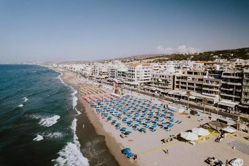 Palm Beach Hotel Apartments