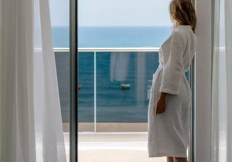 Palm Beach Hotel Apartments