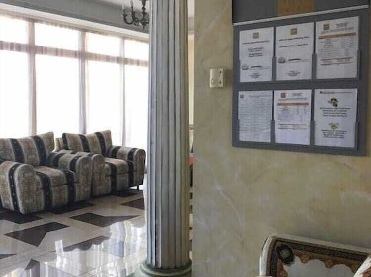 Family Hotel Gold Pearl