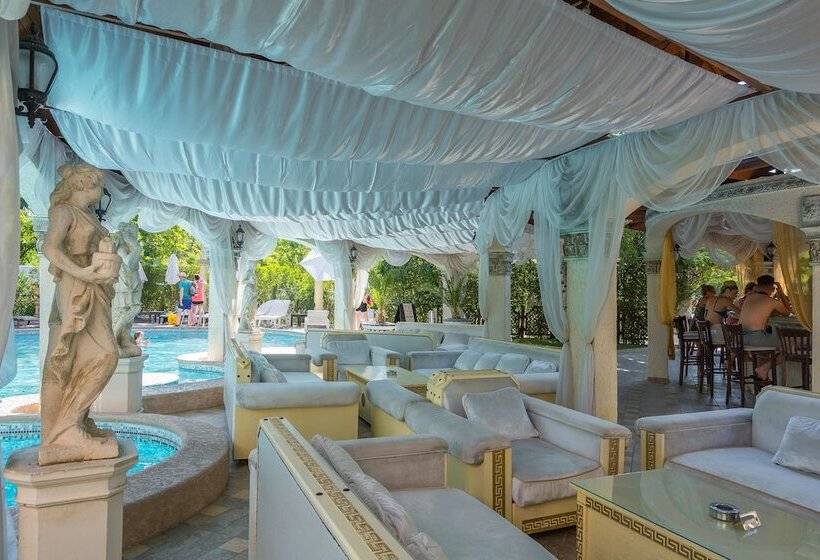 Family Hotel Gold Pearl