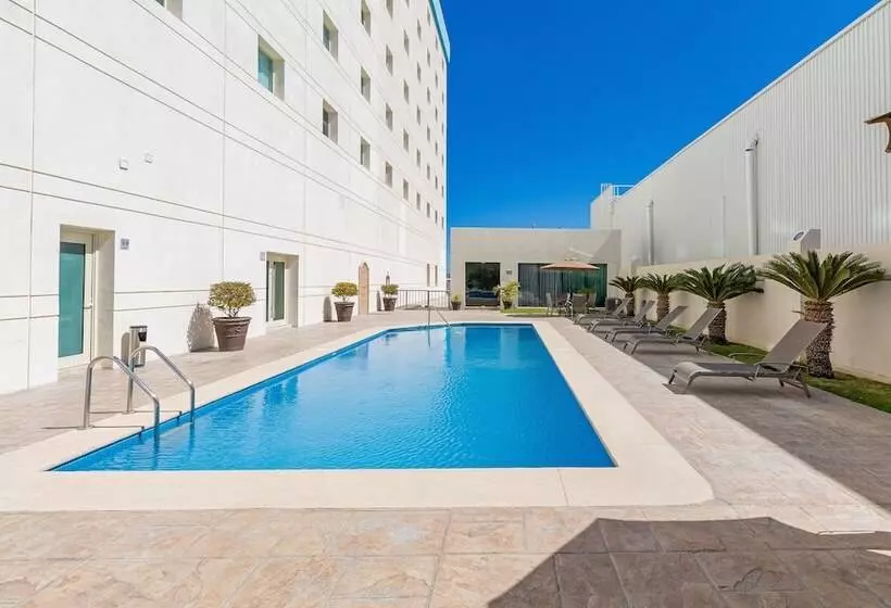 Hotelli Aeropuerto Los Cabos