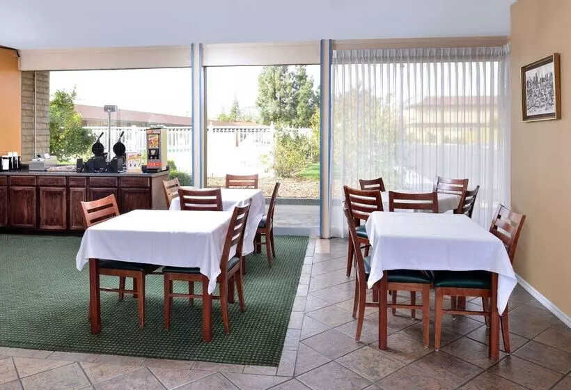 ホテル Americas Best Value Inn Vacaville