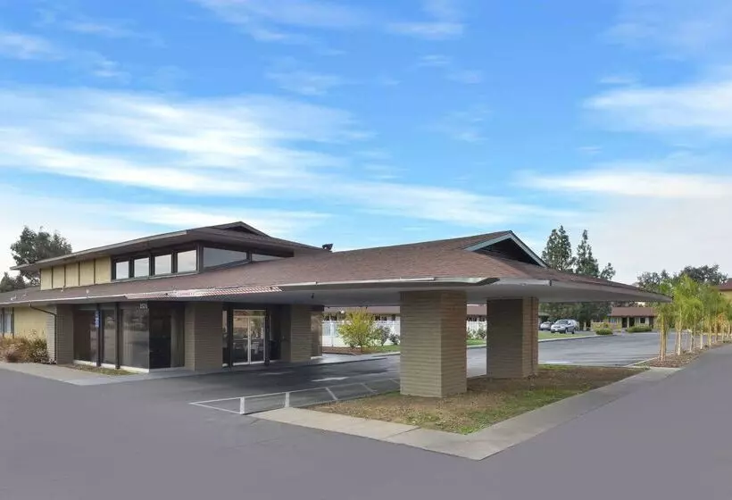 ホテル Americas Best Value Inn Vacaville